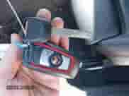 2013 BMW 3 Series 328i xDrive z VIN WBA3B3G51DNR80824, wystawiony jako IAAI lot #41902080 z przebiegiem 90 777 mil mil oraz . Historia ofert i sprzedaży dostępna na DreamBid. Obrazek 11.