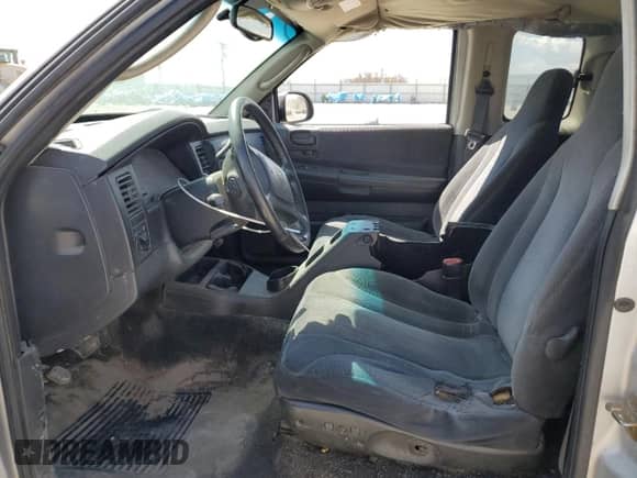 2004 Dodge Dakota SLT z VIN 1D7GL42N84S693356, wystawiony jako Copart lot #53311415 z przebiegiem 224 342 mil mil oraz Szkoda całkowita • Salvage title. Historia ofert i sprzedaży dostępna na DreamBid. Obrazek 7.