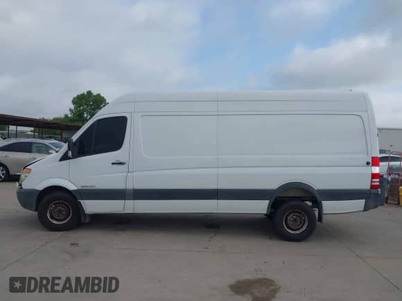 2008 Dodge Sprinter with VIN WD0PE845585296837, listed as a IAAI auction lot 42538301 with 67,916 mi miles and . Bid and sale history available at DreamBid. Image 14.