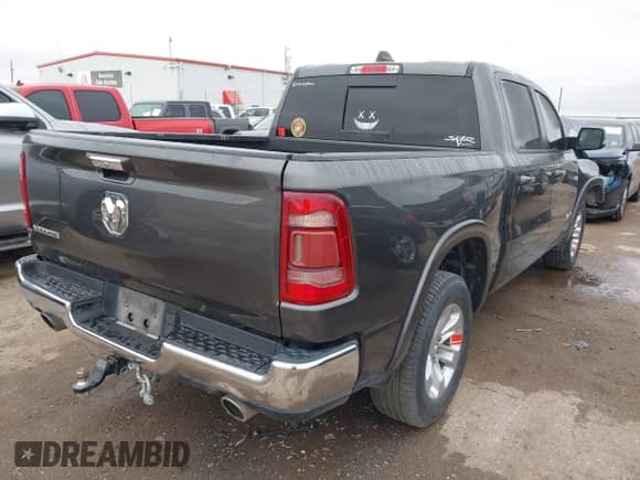 2019 Ram 1500 Laramie with VIN 1C6RREJT2KN635625, listed as a IAAI auction lot 42203102 with 109,516 mi miles and . Bid and sale history available at DreamBid. Image 4.