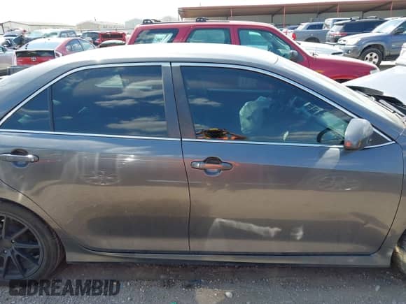 2012 Toyota Camry XLE с VIN 4T1BF1FK1CU173198, выставлен на аукционе IAAI как лот 43350896 с пробегом 197 002 миль миль и . История ставок и продаж доступна на DreamBid. Изображение 13.