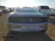 2021 Ford Mustang EcoBoost z VIN 1FA6P8TD6M5152477, wystawiony jako Copart lot #81250325 z przebiegiem 29 826 mil mil oraz Szkoda całkowita • Salvage title. Historia ofert i sprzedaży dostępna na DreamBid. Obrazek 6.