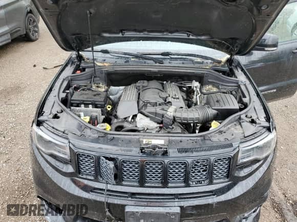 2017 Jeep Grand Cherokee SRT с VIN 1C4RJFDJ5HC723301, выставлен на аукционе Copart как лот 81391735 с пробегом 127 835 миль миль и На запчасти • Non repairable. История ставок и продаж доступна на DreamBid. Изображение 12.