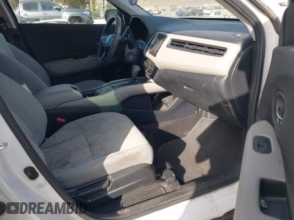 2022 Honda HR-V LX с VIN 3CZRU5H3XNM709377, выставлен на аукционе IAAI как лот 41632140 с пробегом 70 855 миль миль и . История ставок и продаж доступна на DreamBid. Изображение 5.