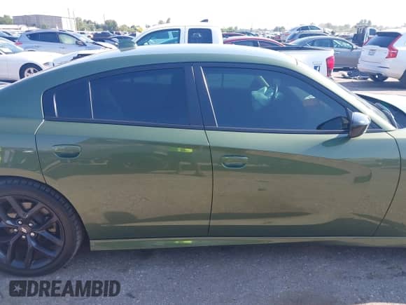 2023 Dodge Charger R/T с VIN 2C3CDXCT1PH535767, выставлен на аукционе IAAI как лот 43178270 с пробегом 26 987 миль миль и . История ставок и продаж доступна на DreamBid. Изображение 13.