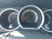 2013 Toyota Tacoma PreRunner z VIN 5TFTX4GN8DX024562, wystawiony jako IAAI lot #43123856 z przebiegiem Nie podano mil oraz . Historia ofert i sprzedaży dostępna na DreamBid. Obrazek 7.