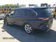 2024 Toyota Sienna Platinum с VIN 5TDERKEC0RS187244, выставлен на аукционе Copart как лот 52601025 с пробегом 11 881 миль миль и Списание • Salvage title. История ставок и продаж доступна на DreamBid. Изображение 2.