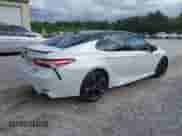 2020 Toyota Camry XSE z VIN 4T1K61AK6LU367572, wystawiony jako IAAI lot #43415552 z przebiegiem 99 436 mil mil oraz . Historia ofert i sprzedaży dostępna na DreamBid. Obrazek 4.