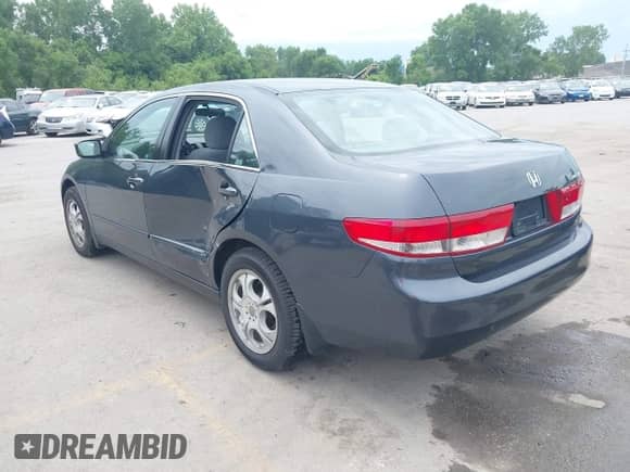 2004 Honda Accord LX с VIN 1HGCM66354A096585, выставлен на аукционе IAAI как лот 42524707 с пробегом 240 884 миль миль и . История ставок и продаж доступна на DreamBid. Изображение 3.