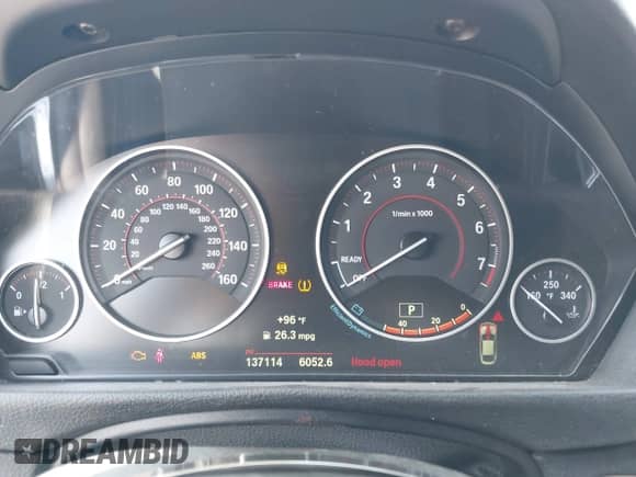 2019 BMW 4 Series 430i with VIN WBA4J1C50KBM13200, listed as a IAAI auction lot 42923018 with 137,114 mi miles and . Bid and sale history available at DreamBid. Image 7.