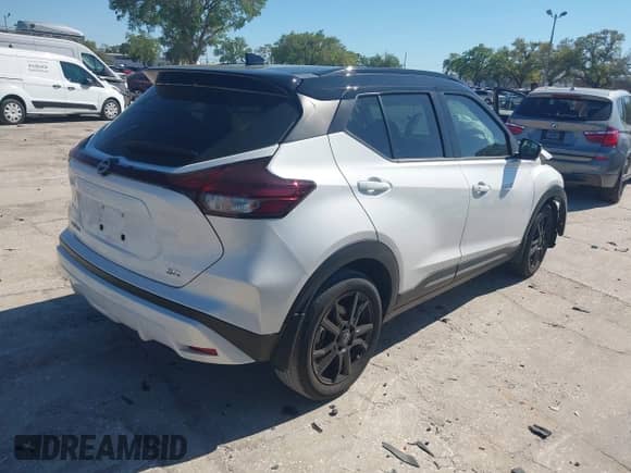 2023 Nissan Kicks SR с VIN 3N1CP5DVXPL546073, выставлен на аукционе IAAI как лот 41833025 с пробегом 22 622 миль миль и . История ставок и продаж доступна на DreamBid. Изображение 4.