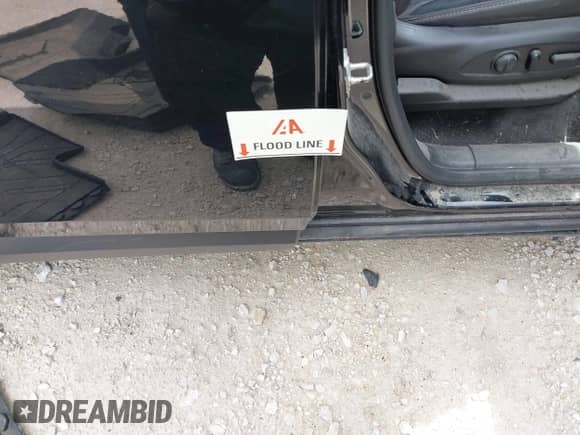 2020 Chevrolet Traverse RS с VIN 1GNEVJKW8LJ144884, выставлен на аукционе IAAI как лот 43135218 с пробегом 71 321 миль миль и . История ставок и продаж доступна на DreamBid. Изображение 6.