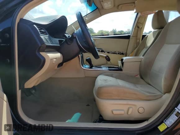 2016 Toyota Camry LE с VIN 4T4BF1FK0GR521021, выставлен на аукционе Copart как лот 81703105 с пробегом 139 913 миль миль и Списание • Salvage title. История ставок и продаж доступна на DreamBid. Изображение 7.