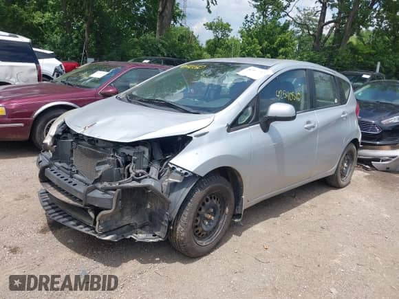 2015 Nissan Note SV z VIN 3N1CE2CP9FL405503, wystawiony jako IAAI lot #42540510 z przebiegiem 185 585 mil mil oraz . Historia ofert i sprzedaży dostępna na DreamBid. Obrazek 18.