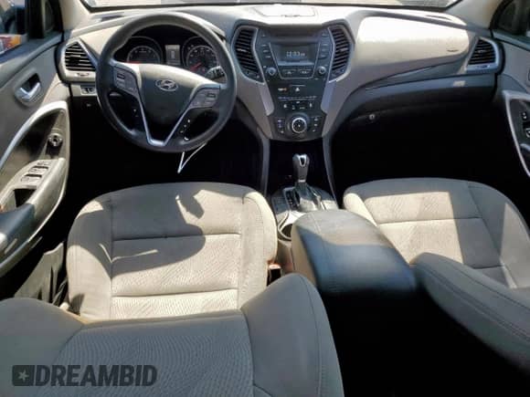 2015 Hyundai Santa Fe z VIN 5XYZUDLB7FG277523, wystawiony jako Copart lot #70217515 z przebiegiem 136 683 mil mil oraz Szkoda całkowita • Salvage title. Historia ofert i sprzedaży dostępna na DreamBid. Obrazek 8.