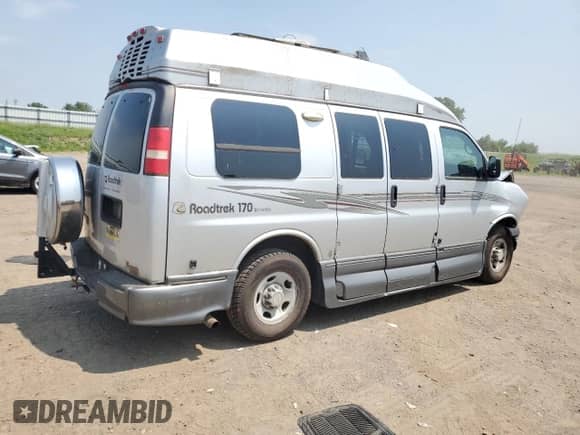 2011 Chevrolet Express Cargo with VIN 1GCWGFCA1B1175142, listed as a Copart auction lot 62389175 with 111,399 mi miles and Clean title. Bid and sale history available at DreamBid. Image 3.
