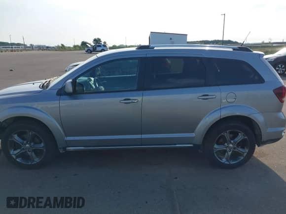2016 Dodge Journey Crossroad Plus with VIN 3C4PDDGG8GT245901, listed as a IAAI auction lot 43214546 with 153,849 mi miles and . Bid and sale history available at DreamBid. Image 14.