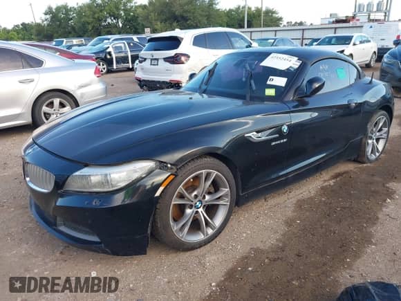 2014 BMW Z4 sDrive35i with VIN WBALM7C52EE386297, listed as a IAAI auction lot 42552454 with Not provided miles and . Bid and sale history available at DreamBid. Image 2.