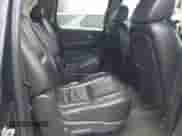 2008 Chevrolet Suburban 2LT z VIN 3GNFK16388G160010, wystawiony jako IAAI lot #41153614 z przebiegiem 209 870 mil mil oraz . Historia ofert i sprzedaży dostępna na DreamBid. Obrazek 8.