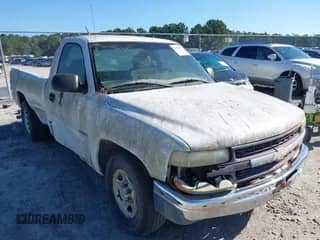 2000 Chevrolet Silverado 1500 with VIN 1GCEC14VXYE378477, listed as a IAAI auction lot 43102377 with 111,133 mi miles and . Bid and sale history available at DreamBid. Image 1.