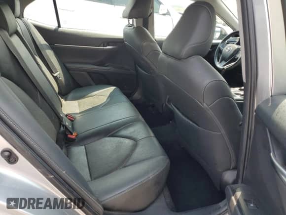 2019 Toyota Camry XSE z VIN 4T1B61HK3KU840977, wystawiony jako Copart lot #71608315 z przebiegiem 124 557 mil mil oraz Szkoda całkowita • Salvage title. Historia ofert i sprzedaży dostępna na DreamBid. Obrazek 10.