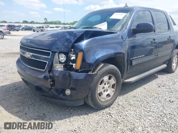 2009 Chevrolet Avalanche 2LT z VIN 3GNEC22J19G218883, wystawiony jako IAAI lot #42159485 z przebiegiem 210 265 mil mil oraz . Historia ofert i sprzedaży dostępna na DreamBid. Obrazek 6.