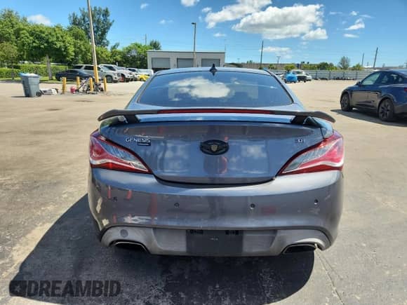 2015 Hyundai Genesis Coupe Ultimate с VIN KMHHU6KJXFU130056, выставлен на аукционе Copart как лот 81884585 с пробегом 86 923 миль миль и Списание • Salvage title. История ставок и продаж доступна на DreamBid. Изображение 6.