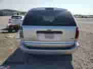 2003 Dodge Caravan SE z VIN 1D4GP25333B146574, wystawiony jako Copart lot #68258295 z przebiegiem 91 784 mil mil oraz Szkoda całkowita • Salvage title. Historia ofert i sprzedaży dostępna na DreamBid. Obrazek 6.