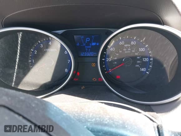 2015 Hyundai Tucson Limited с VIN KM8JU3AG4FU973160, выставлен на аукционе IAAI как лот 43419711 с пробегом 123 320 миль миль и . История ставок и продаж доступна на DreamBid. Изображение 7.