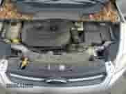 2014 Ford Escape SE z VIN 1FMCU0G95EUE57646, wystawiony jako Copart lot #67187055 z przebiegiem 140 636 mil mil oraz Szkoda całkowita • Salvage title. Historia ofert i sprzedaży dostępna na DreamBid. Obrazek 12.