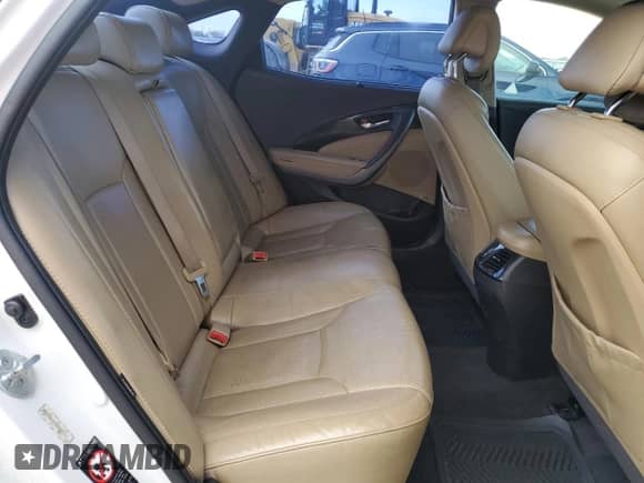 2013 Hyundai Azera with VIN KMHFH4JGXDA245793, listed as a Copart auction lot 82435324 with 144,269 mi miles and Clean title. Bid and sale history available at DreamBid. Image 10.