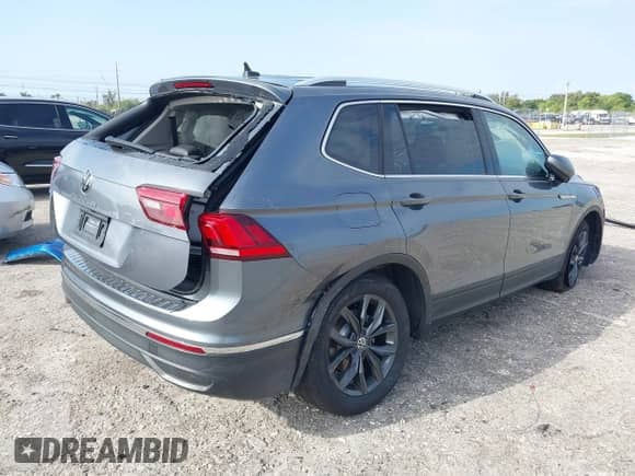 2024 Volkswagen Tiguan SE с VIN 3VV3B7AX0RM191409, выставлен на аукционе IAAI как лот 42018912 с пробегом 1 751 миль миль и . История ставок и продаж доступна на DreamBid. Изображение 4.