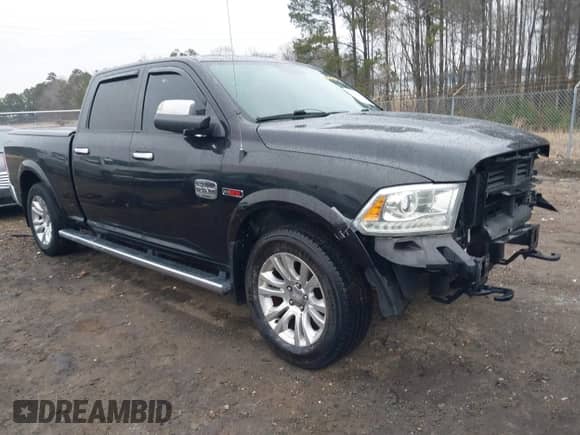 2016 Ram 1500 Limited z VIN 1C6RR7WM4GS125993, wystawiony jako IAAI lot #41394198 z przebiegiem 113 681 mil mil oraz . Historia ofert i sprzedaży dostępna na DreamBid. Obrazek 1.