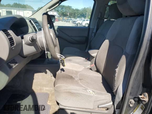 2010 Nissan Frontier SE with VIN 1N6AD0EV4AC416403, listed as a Copart auction lot 70512615 with 264,256 mi miles and Clean title. Bid and sale history available at DreamBid. Image 7.