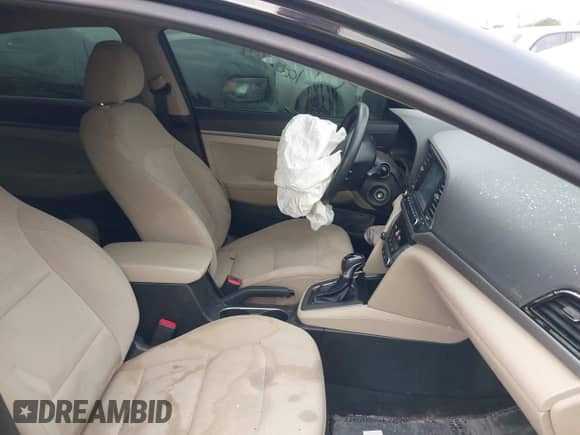 2018 Hyundai Elantra SE с VIN 5NPD74LF7JH376140, выставлен на аукционе IAAI как лот 42353926 с пробегом 135 890 миль миль и . История ставок и продаж доступна на DreamBid. Изображение 5.