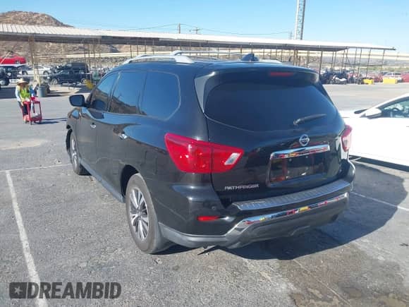 2020 Nissan Pathfinder S с VIN 5N1DR2AN2LC614298, выставлен на аукционе IAAI как лот 42670581 с пробегом 96 731 миль миль и . История ставок и продаж доступна на DreamBid. Изображение 3.