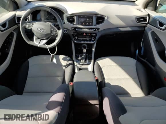2018 Hyundai Ioniq Blue с VIN KMHC65LC6JU101614, выставлен на аукционе Copart как лот 54812254 с пробегом 77 146 миль миль и Списание • Salvage title. История ставок и продаж доступна на DreamBid. Изображение 8.
