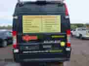 2022 Ram ProMaster Cargo z VIN 3C6LRVDG0NE111435, wystawiony jako IAAI lot #41854667 z przebiegiem 72 524 mil mil oraz . Historia ofert i sprzedaży dostępna na DreamBid. Obrazek 16.