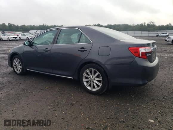 2012 Toyota Camry XLE z VIN 4T1BF1FK0CU070340, wystawiony jako Copart lot #81773185 z przebiegiem 108 717 mil mil oraz Szkoda całkowita • Salvage title. Historia ofert i sprzedaży dostępna na DreamBid. Obrazek 2.