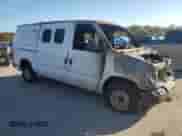 2003 Ford Econoline Cargo с VIN 1FTRE14243HA06948, выставлен на аукционе Copart как лот 82227735 с пробегом Не указан миль и Списание • Salvage title. История ставок и продаж доступна на DreamBid. Изображение 4.