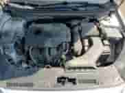 2019 Hyundai Sonata SE с VIN 5NPE24AF6KH799282, выставлен на аукционе Copart как лот 81213455 с пробегом 114 871 миль миль и Списание • Salvage title. История ставок и продаж доступна на DreamBid. Изображение 13.