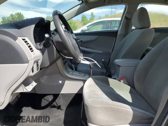 2011 Toyota Corolla L с VIN 2T1BU4EE7BC585239, выставлен на аукционе Copart как лот 63269805 с пробегом 154 274 миль миль и Списание • Salvage title. История ставок и продаж доступна на DreamBid. Изображение 7.