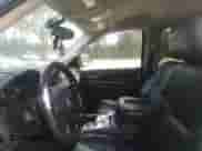 2010 Chevrolet Suburban LT z VIN 1GNUCJE01AR196820, wystawiony jako IAAI lot #40713946 z przebiegiem 234 838 mil mil oraz . Historia ofert i sprzedaży dostępna na DreamBid. Obrazek 5.