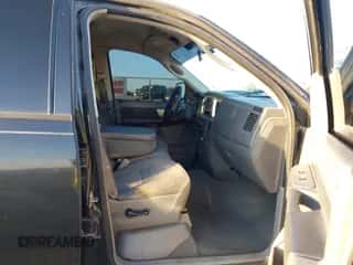 2007 Dodge 1500 SLT z VIN 1D7HU18227S230095, wystawiony jako IAAI lot #43351459 z przebiegiem 173 184 mil mil oraz . Historia ofert i sprzedaży dostępna na DreamBid. Obrazek 5.