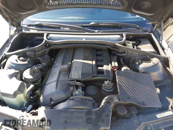 2004 BMW 3 Series 325i с VIN WBAEN33494PC13033, выставлен на аукционе IAAI как лот 43529990 с пробегом 156 226 миль миль и . История ставок и продаж доступна на DreamBid. Изображение 10.