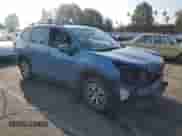 2022 Subaru Forester Premium z VIN JF2SKAEC0NH490896, wystawiony jako Copart lot #80718225 z przebiegiem 37 248 mil mil oraz Szkoda całkowita • Salvage title. Historia ofert i sprzedaży dostępna na DreamBid. Obrazek 4.
