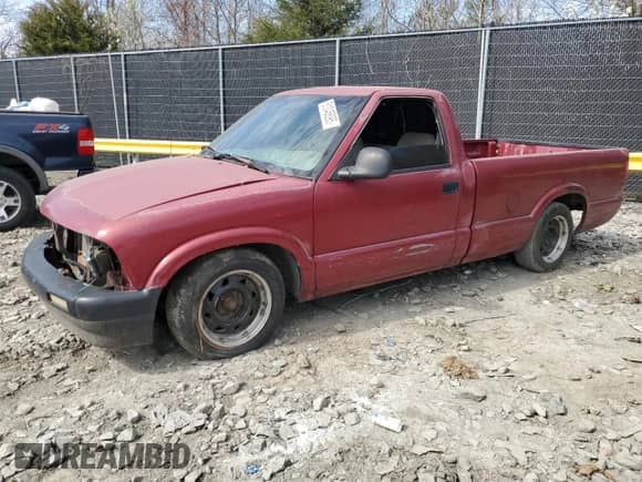 1994 Chevrolet S-10 z VIN 1GCCS14ZXRK136742, wystawiony jako Copart lot #51045895 z przebiegiem 136 834 mil mil oraz Czysty tytuł • Clean title. Historia ofert i sprzedaży dostępna na DreamBid. Obrazek 1.