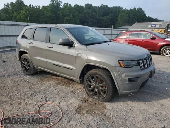 2022 Jeep Grand Cherokee Laredo E с VIN 1C4RJFAG7NC149367, выставлен на аукционе Copart как лот 67023835 с пробегом 50 139 миль миль и Списание • Salvage title. История ставок и продаж доступна на DreamBid. Изображение 4.