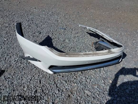 2013 Honda Accord Touring с VIN 1HGCR3F95DA047522, выставлен на аукционе IAAI как лот 43200333 с пробегом 100 859 миль миль и . История ставок и продаж доступна на DreamBid. Изображение 12.