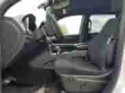 2018 Jeep Grand Cherokee Laredo E z VIN 1C4RJEAG4JC158788, wystawiony jako Copart lot #63135395 z przebiegiem 105 472 mil mil oraz Szkoda całkowita • Salvage title. Historia ofert i sprzedaży dostępna na DreamBid. Obrazek 7.